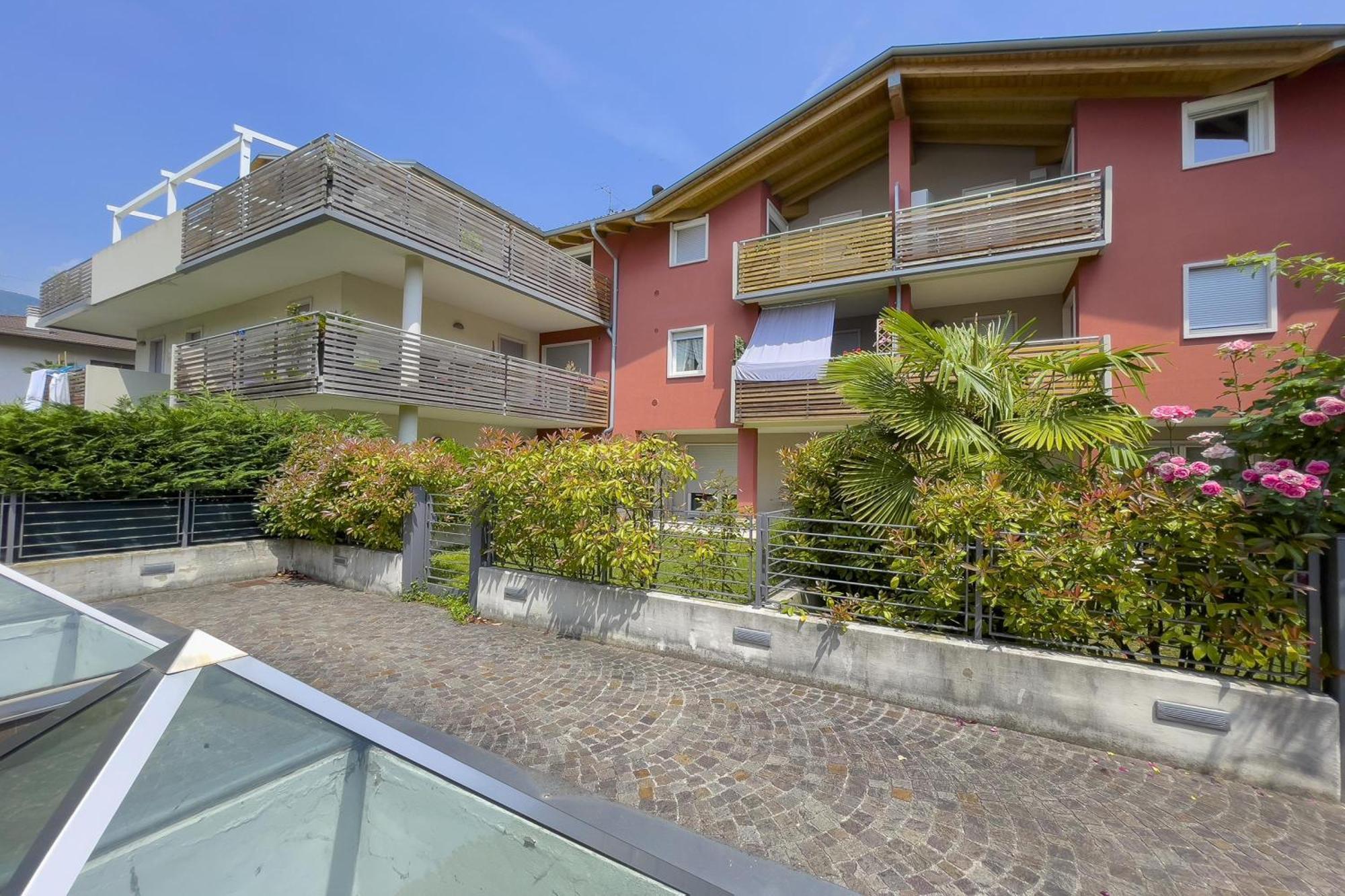 Casa Margherita Few Minutes From Lake - Happy Rentals Riva del Garda Exterior foto